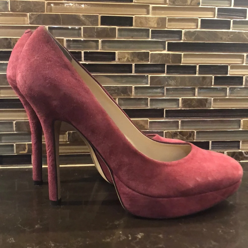 Joan &‎ David suede red cranberry suede heels